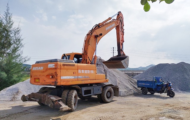 TP Hạ Long: Quy hoạch các cảng, bến bãi tập kết vật liệu chưa thực hiện ngay