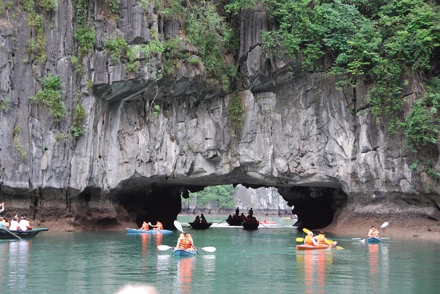 Hang Luồn Vịnh Hạ Long