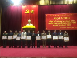 Thành ủy Hạ Long tổng kết công tác năm 2018, triển khai nhiệm vụ 2019