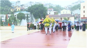 Lãnh đạo tỉnh, thành phố dâng hương kỷ niệm 74 năm Cách mạng Tháng Tám và Quốc khánh 2/9