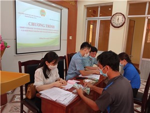 Hội Nông dân TP: Giải ngân nguồn vốn vay hỗ trợ nông dân nuôi gà thương phẩm tại Đồng Sơn