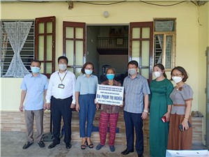 Khánh thành và bàn giao nhà ở cho hộ nghèo tại các phường: Bạch Đằng, Đại Yên