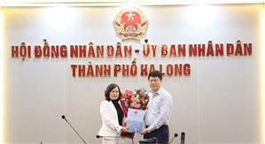 Hạ Long Công bố các Quyết định về công tác cán bộ