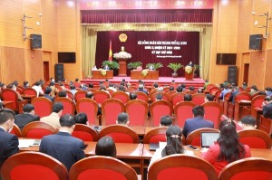 Khai mạc kỳ họp thứ năm, HĐND thành phố Hạ Long khóa II, nhiệm kỳ 2021-2026