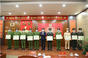 Công an TP Hạ Long tổng kết công tác năm 2021, triển khai nhiệm vụ năm 2022