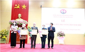 Phường Hồng Gai: Trao Huy hiệu Đảng đợt 3/2/2020 và Sinh hoạt chuyên đề nhân kỷ niệm 92 năm ngày thành lập Đảng CSVN, 60 năm Bác Hồ về thăm Quảng Ninh