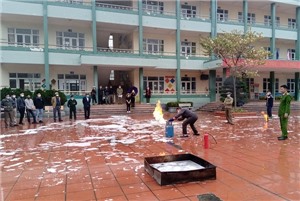 Phường Bãi Cháy: Tập huấn, huấn luyện nghiệp vụ công tác PCCC và CNCH cho lực lượng dân phòng