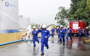 Công ty Xăng dầu B12: Đảm bảo vệ sinh an toàn lao động – Phòng chống cháy nổ