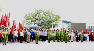 Công an thành phố ra quân thực hiện Đợt cao điểm tấn công, trấn áp tội phạm bảo đảm an ninh trật tự dịp Tết Nguyên đán Quý Mão 2023