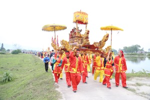 Rộn ràng lễ hội Đền vua Lê Thái Tổ
