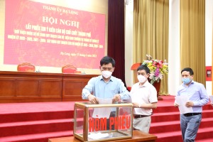 Hạ Long tổ chức lấy phiếu xin ý kiến cán bộ chủ chốt thành phố giới thiệu nhân sự bổ sung quy hoạch cán bộ diện Ban thường vụ Thành uỷ quản lý