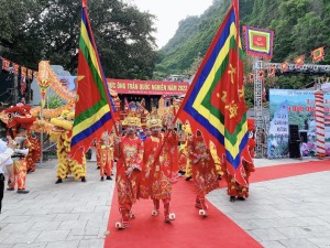 Khai hội đền Đức ông Trần Quốc Nghiễn