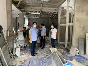 Phường Hồng Gai xử lý công trình vi phạm trật tự đô thị