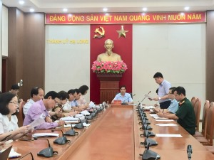 Hạ Long tăng cường rà soát, khuyến khích người dân tiêm văc-xin phòng Covid-19 mũi 4 