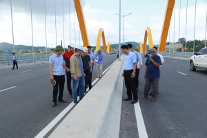 Giám sát đầu tư cộng đồng dự án cầu Tình Yêu