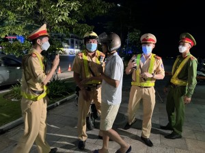 Xử lý nghiêm lái xe vi phạm nồng độ cồn