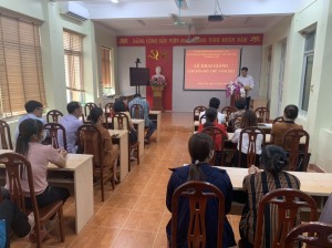 Xã Đồng Lâm khai giảng lớp xóa mù chữ cho người dân trên địa bàn xã.