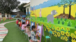 Giáo dục vùng khó “thay da đổi thịt” 