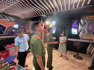 Tăng cường kiểm tra, xử lý nghiêm các cơ sở kinh doanh karaoke không đảm bảo an toàn phòng chống cháy nổ