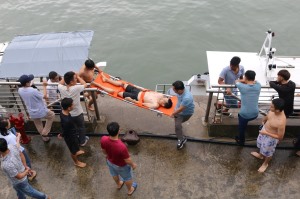 Sôi nổi Giải thi bơi và sơ cấp cứu trên biển  Ban Quản lý vịnh Hạ Long lần thứ XI, năm 2022