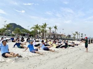 Khai mạc lớp tập huấn bơi, phòng chống đuối nước năm 2022