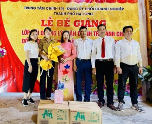 Gắn Lý luận với Thực tiễn – Ghi nhận từ một lớp Bồi dưỡng Lý luận Chính trị
