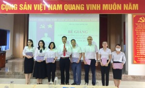 Bế giảng lớp bồi dưỡng lý luận chính trị cho Đảng viên mới đợt IV, năm 2022 