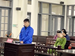 Xét xử đối tượng buôn bán pháo nổ