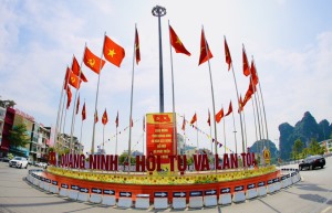Quảng Ninh rực rỡ cờ hoa đón ngày trọng đại