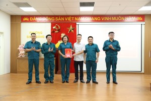 Công bố Quyết định thành lập chi bộ quân sự phường Bạch Đằng