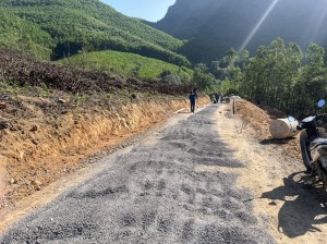 Diện mạo nông thôn thay đổi từ những tuyến đường giao thông nông thôn mới