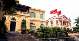 Chủ động sắp xếp lại, xử lý các cơ sở nhà, đất dôi dư do các cơ quan cấp trên, ngành dọc quản lý trên địa bàn thành phố Hạ Long
