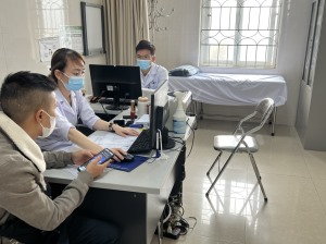Đẩy mạnh thanh toán viện phí không dùng tiền mặt tại Bệnh viện Bãi Cháy