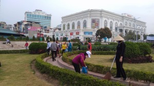 Phường Bạch Đằng ra quân tổng vệ sinh môi trường