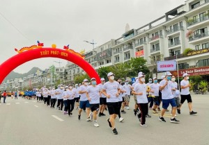 Lễ phát động Cuộc vận động “Toàn dân rèn luyện thân thể theo gương Bác Hồ vĩ đại”; Ngày chạy Olympic vì sức khỏe toàn dân