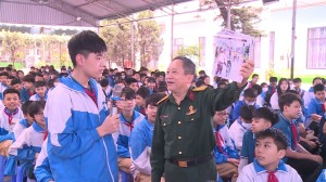 Hội CCB tuyên truyền pháp luật ATGT