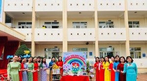 Lan tỏa tình yêu sách đến học sinh
