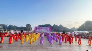 Ấn tượng Chương trình “Phụ nữ Hạ Long -  Vũ điệu bên bờ Di sản”