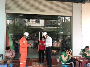 Chủ động sử dụng tiết kiệm điện mùa nắng nóng
