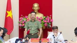 Đoàn giám sát Ủy ban Quốc phòng và An ninh của Quốc hội làm việc với UBND TP. Hạ Long