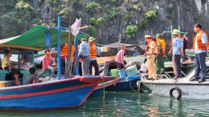 Hạ Long ra quân tổng kiểm tra tất cả các phương tiện tàu cá, phương tiện thủy