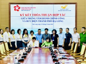 Hội nghị ký kết Thỏa thuận hợp tác việc tiếp nhận hồ sơ và chuyển trả kết quả giải quyết thủ tục hành chính qua dịch vụ bưu chính công ích