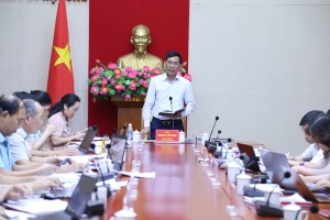 UBND thành phố họp thường kỳ tháng 9/2023