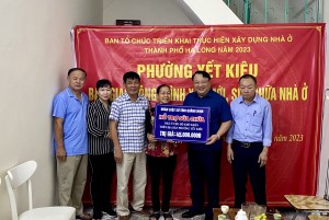 Phường Yết Kiêu: Bàn giao nhà sửa chữa cho hộ có hoàn cảnh khó khăn
