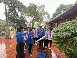 Xã Lê Lợi: Gắn mã QR Code tại Đền thờ Vua Lê Thái Tổ