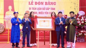 Lễ đón nhận bằng di tích lịch sử cấp Tỉnh đối với đình miếu Yên Cư