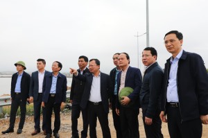 Tập trung phát huy lợi thế trung tâm kết nối của vịnh Cửa Lục