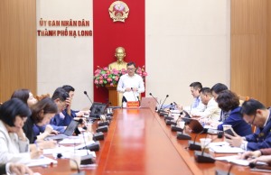 UBND thành phố: Giao ban khối Kinh tế - Tổng hợp quý I