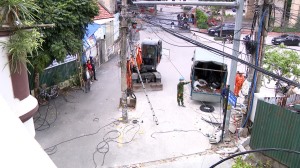 Tích cực di dời cột điện nằm trong phần đường giao thông đã mở rộng
