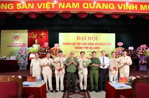 Tổ chức thành công Đại hội thành lập Hội Cựu Công an nhân dân thành phố Hạ Long